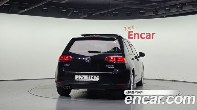 Volkswagen Golf (VII) 2.0 TDI Premium 2016 — фото 4