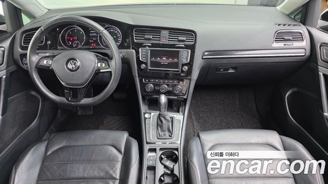 Volkswagen Golf (VII) 2.0 TDI Premium 2016 — фото 7