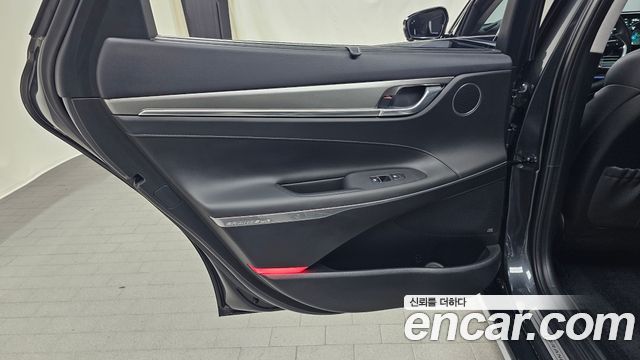 Hyundai Grandeur (IG) 3.3 Exclusice 2022 — фото 31