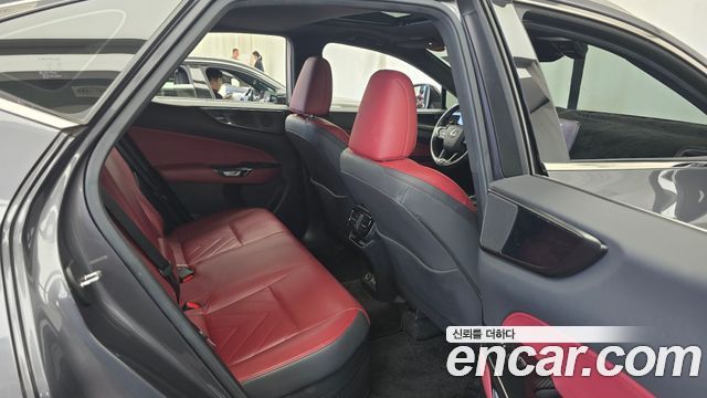 Lexus NX350h (II) Premium 2023 — фото 12