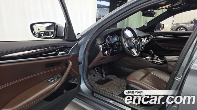 BMW 5 Series (G30) 530i M Sport Package Plus 2018 — фото 10