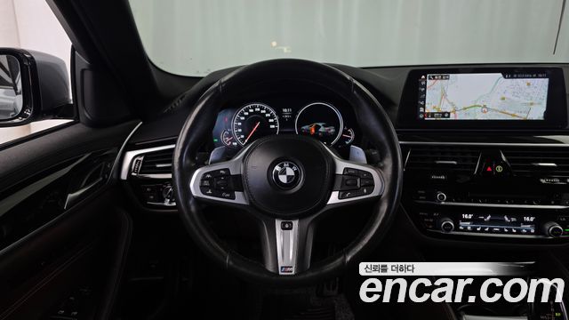 BMW 5 Series (G30) 530i M Sport Package Plus 2018 — фото 13
