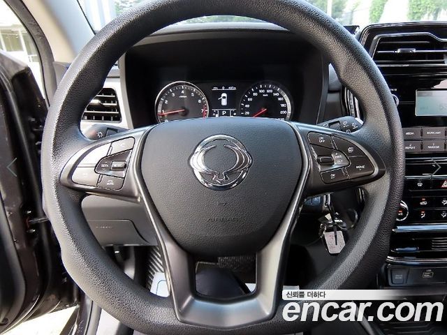 KG Mobility (SsangYong) Very New Tivoli Gasoline 1.5 2WD V1 2020 — фото 9