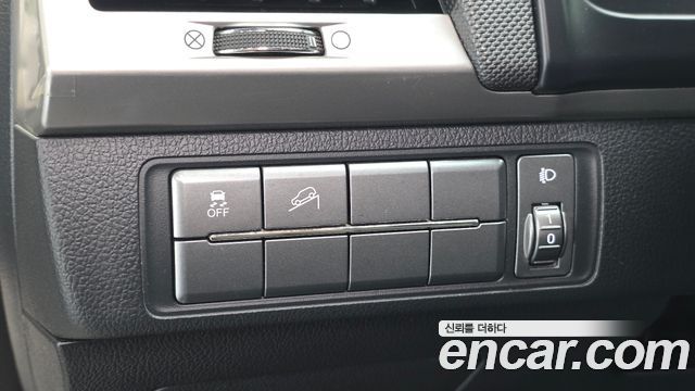 KG Mobility (SsangYong) Rexton Sports Khan Diesel 2.2 4WD Professional X (5-Link) 2019 — фото 13