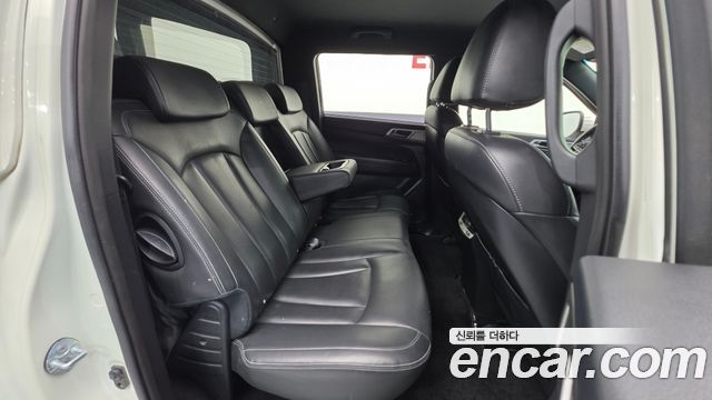KG Mobility (SsangYong) Rexton Sports Khan Diesel 2.2 4WD Professional X (5-Link) 2019 — фото 19