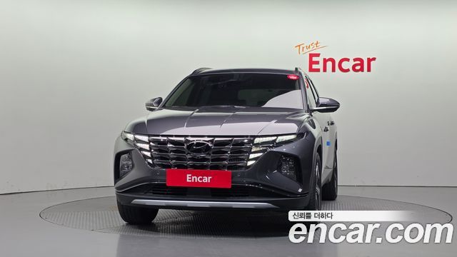 Hyundai Tucson (NX4) Gasoline 1.6 Turbo 4WD Inspiration 2022 — фото 3