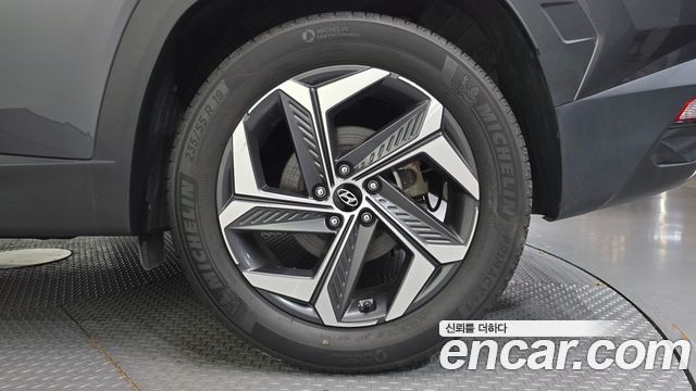 Hyundai Tucson (NX4) Gasoline 1.6 Turbo 4WD Inspiration 2022 — фото 21