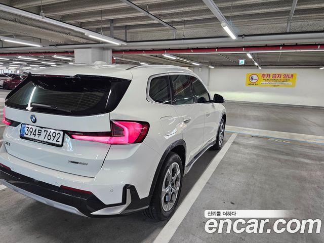 BMW X1 (U11) xDrive 20i xLine 2025 — фото 2