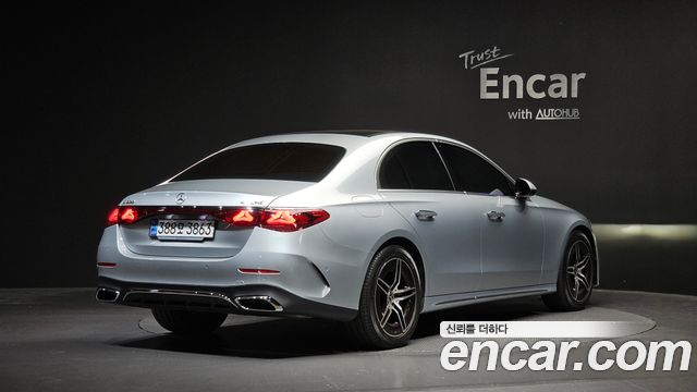 Mercedes-Benz E-Class (W214) E300 4MATIC AMG Line 2024 — фото 2