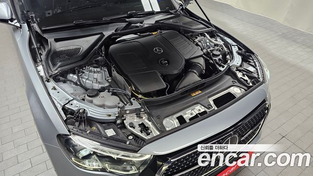 Mercedes-Benz E-Class (W214) E300 4MATIC AMG Line 2024 — фото 6