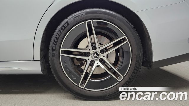 Mercedes-Benz E-Class (W214) E300 4MATIC AMG Line 2024 — фото 21