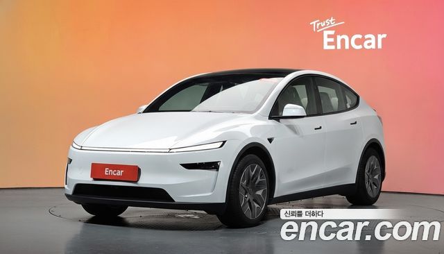Tesla Model Y L Long Range AWD 2026 — фото 1