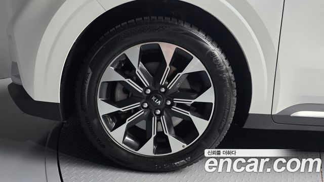 Kia Carnival (IV) Gasoline 9-Seater Noblesse 2021 — фото 5
