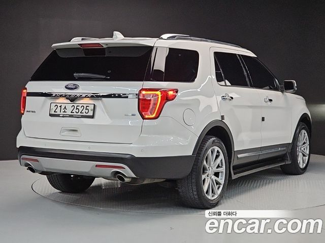 Ford Explorer 2.3 Limited 4WD 5th 2017 — фото 4