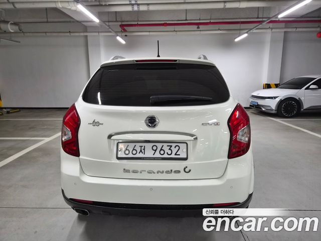 KG Mobility (SsangYong) Korando C 2.0 Advanture 60th Edition 2WD 2015 — фото 6