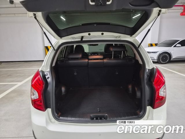 KG Mobility (SsangYong) Korando C 2.0 Advanture 60th Edition 2WD 2015 — фото 9