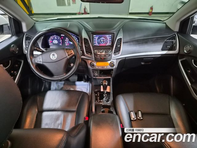 KG Mobility (SsangYong) Korando C 2.0 Advanture 60th Edition 2WD 2015 — фото 16