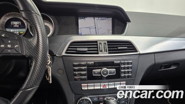 Mercedes-Benz C-Class (W204) C220 CDI 4MATIC Edition C 2014 — фото 12