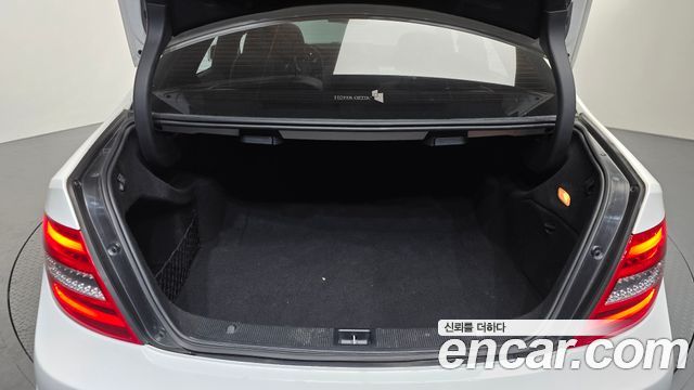 Mercedes-Benz C-Class (W204) C220 CDI 4MATIC Edition C 2014 — фото 17