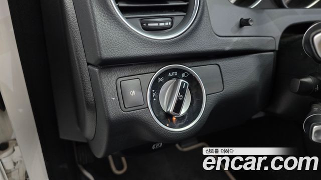 Mercedes-Benz C-Class (W204) C220 CDI 4MATIC Edition C 2014 — фото 19