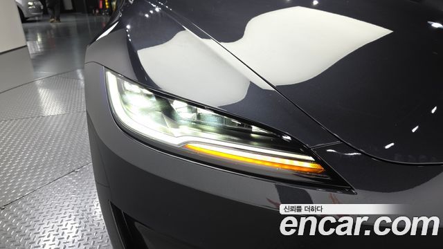 Tesla Model 3 Performance AWD 2026 — фото 22