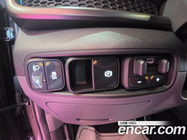 Kia Tasman 2.5T Gasoline 4WD X-Pro 2026 — фото 18