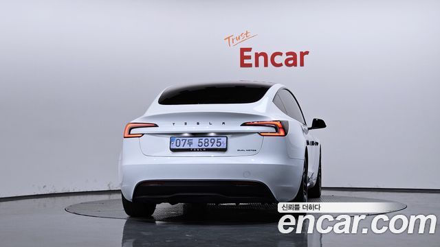 Tesla Model 3 Long Range AWD 2024 — фото 4