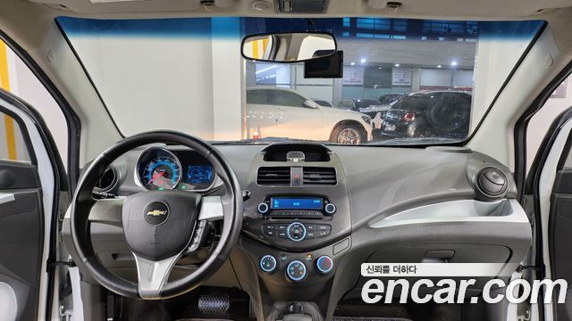 Chevrolet Spark LPG LT Standard 2014 — фото 7