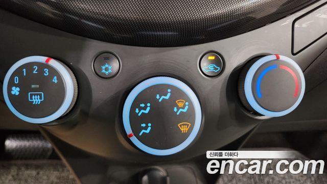Chevrolet Spark LPG LT Standard 2014 — фото 10