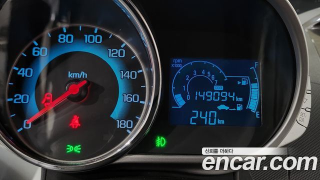 Chevrolet Spark LPG LT Standard 2014 — фото 16
