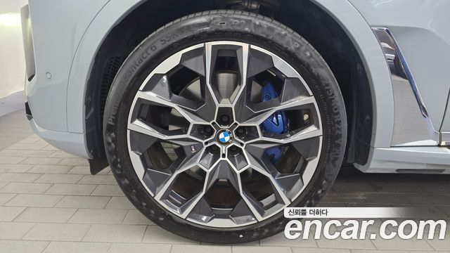 BMW X7 (G07) xDrive 40i M Sport 7STR 2024 — фото 5