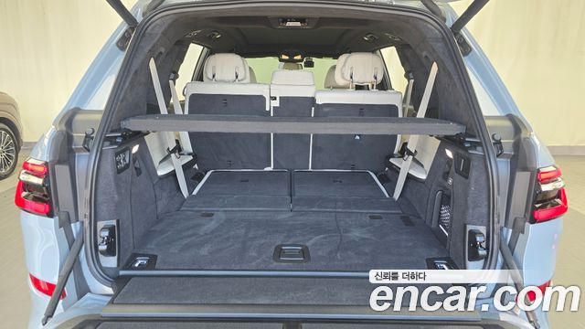 BMW X7 (G07) xDrive 40i M Sport 7STR 2024 — фото 17