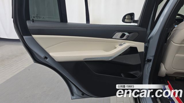 BMW X7 (G07) xDrive 40i M Sport 7STR 2024 — фото 25