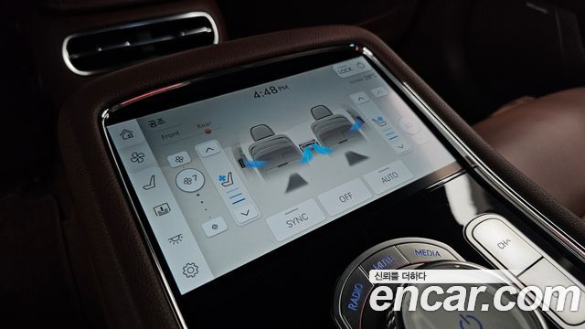 Genesis G90 (RS4) Gasoline 3.5 Turbo AWD 2025 — фото 28