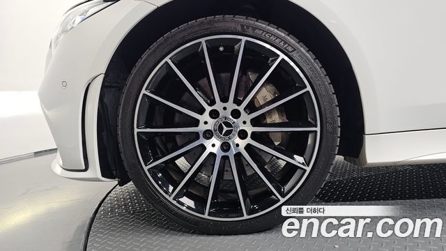 Mercedes-Benz CLS-Class (C257) CLS400d 4MATIC AMG Line 2019 — фото 5