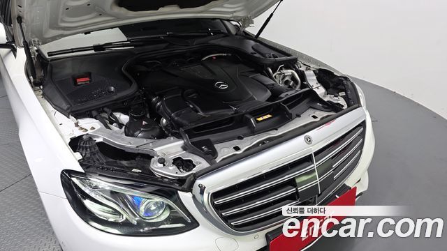 Mercedes-Benz E-Class (W213) E450 4MATIC Exclusive 2020 — фото 6