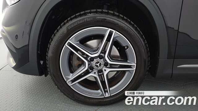 Mercedes-Benz GLA-Class (H247) GLA250 4MATIC 2023 — фото 5