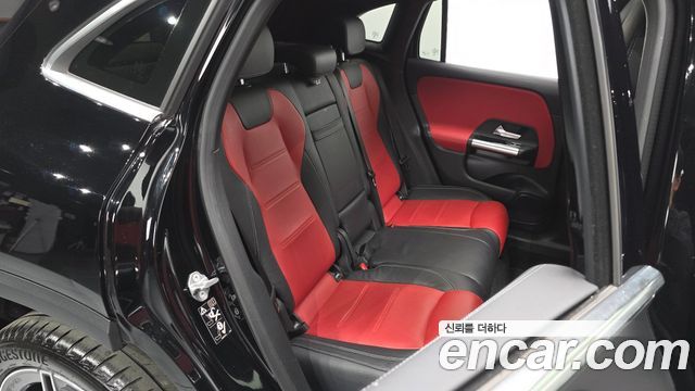 Mercedes-Benz GLA-Class (H247) GLA250 4MATIC 2023 — фото 12