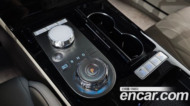 Genesis G80 (RG3) Gasoline 2.5 Turbo AWD 2025 — фото 9