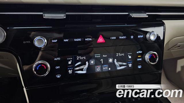Genesis G80 (RG3) Gasoline 2.5 Turbo AWD 2025 — фото 27