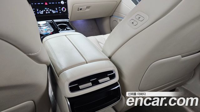 Genesis G80 (RG3) Gasoline 2.5 Turbo AWD 2025 — фото 33