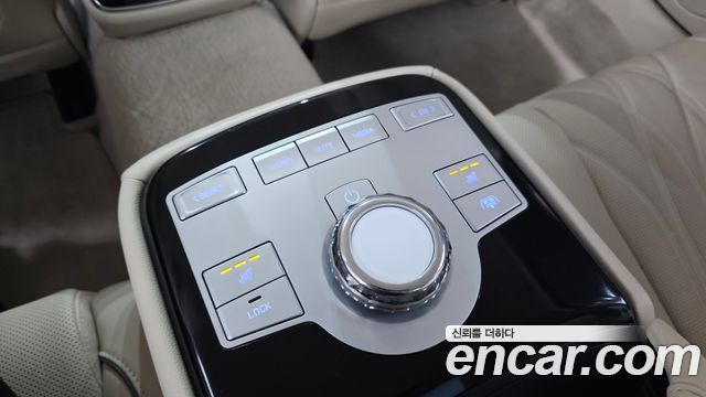 Genesis G80 (RG3) Gasoline 2.5 Turbo AWD 2025 — фото 34