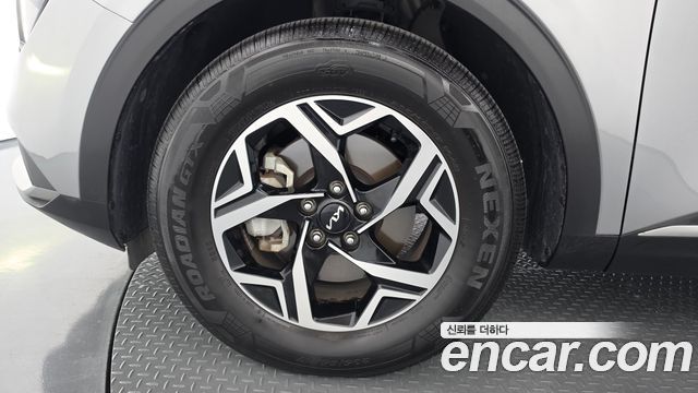 Kia Sportage (V) Gasoline 1.6 Turbo 2WD Prestige 2022 — фото 5