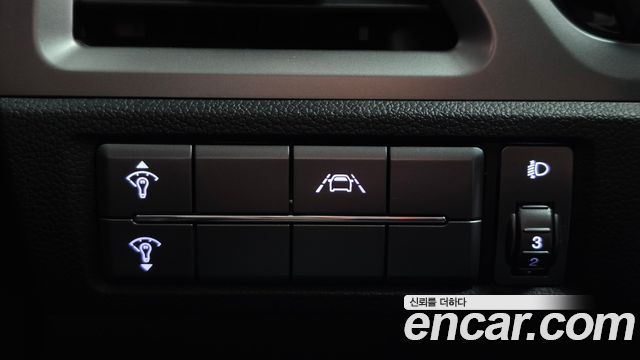 KG Mobility (SsangYong) Beautiful Korando Gasoline 1.5 2WD C5 Plus 2022 — фото 13