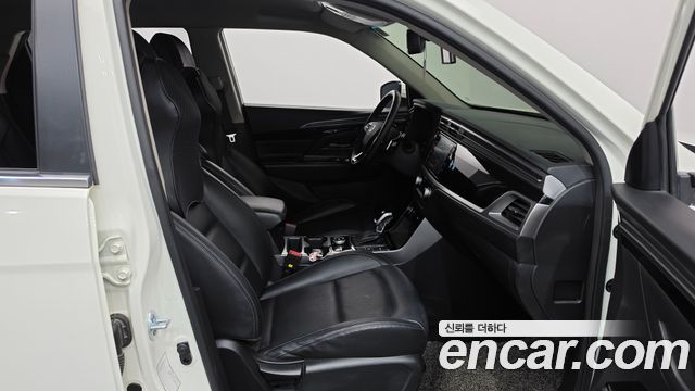 KG Mobility (SsangYong) Beautiful Korando Gasoline 1.5 2WD C5 Plus 2022 — фото 26