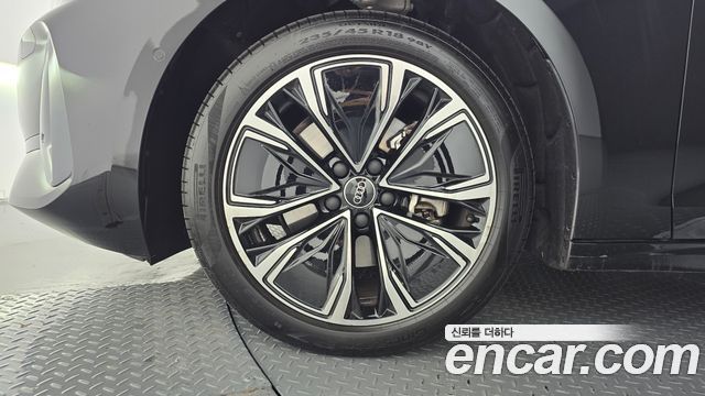 Audi A5 (B10) 40 TFSI Quattro Advanced 2025 — фото 5