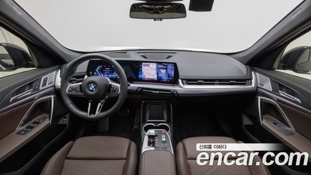 BMW X1 (U11) sDrive 20i M Sport 2024 — фото 7