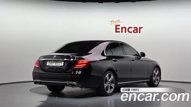 Mercedes-Benz E-Class (W213) E300 Avantgarde 2019 — фото 2