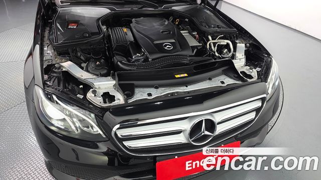 Mercedes-Benz E-Class (W213) E300 Avantgarde 2019 — фото 6