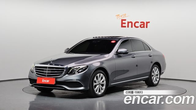 Mercedes-Benz E-Class (W213) E300 4MATIC Exclusive 2020 — фото 1
